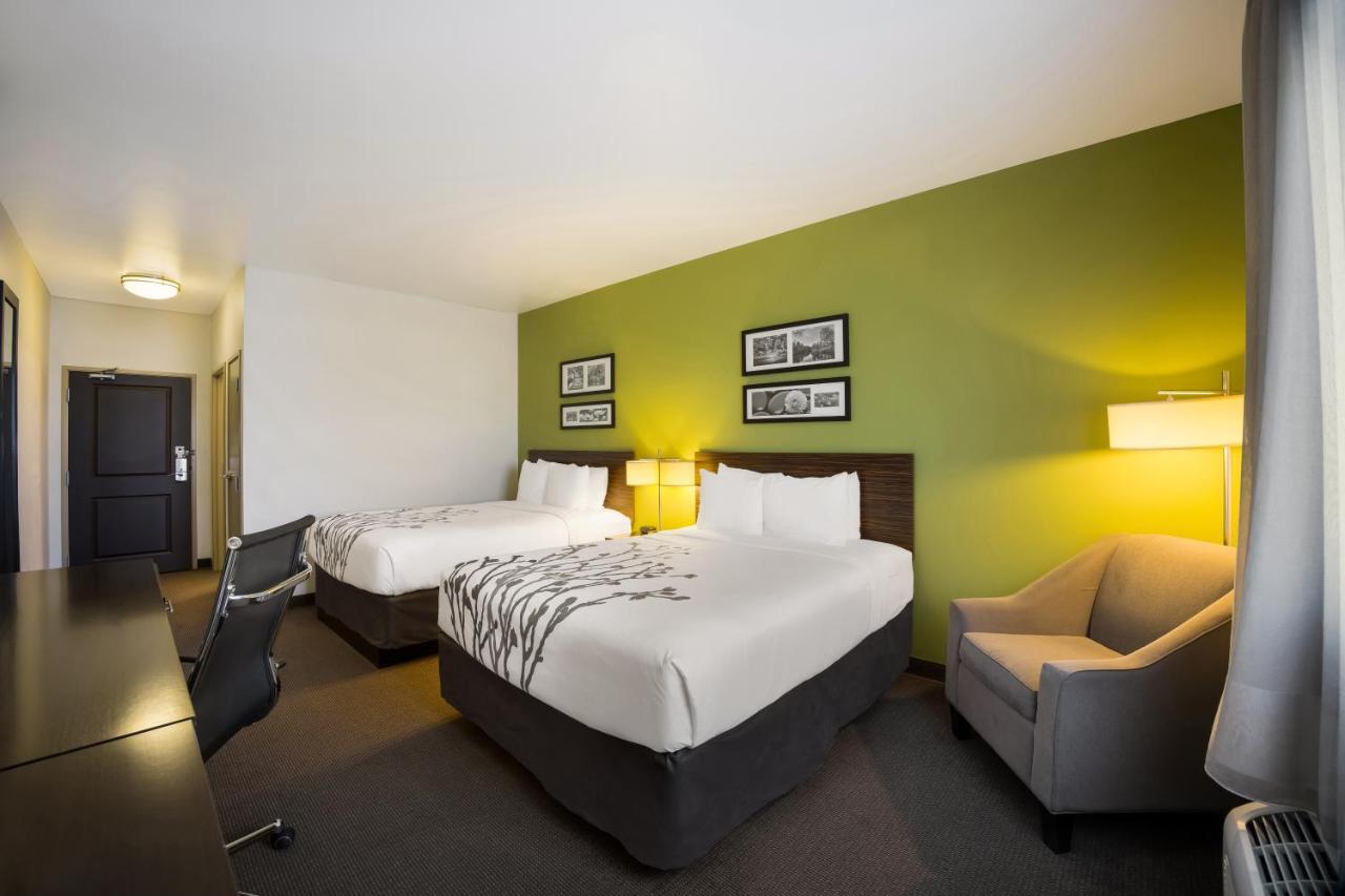 Sleep Inn & Suites Колби Экстерьер фото