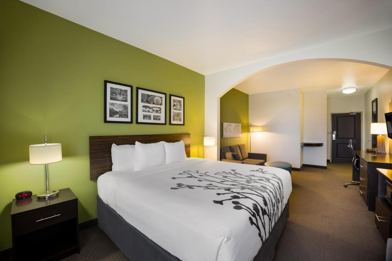 Sleep Inn & Suites Колби Экстерьер фото