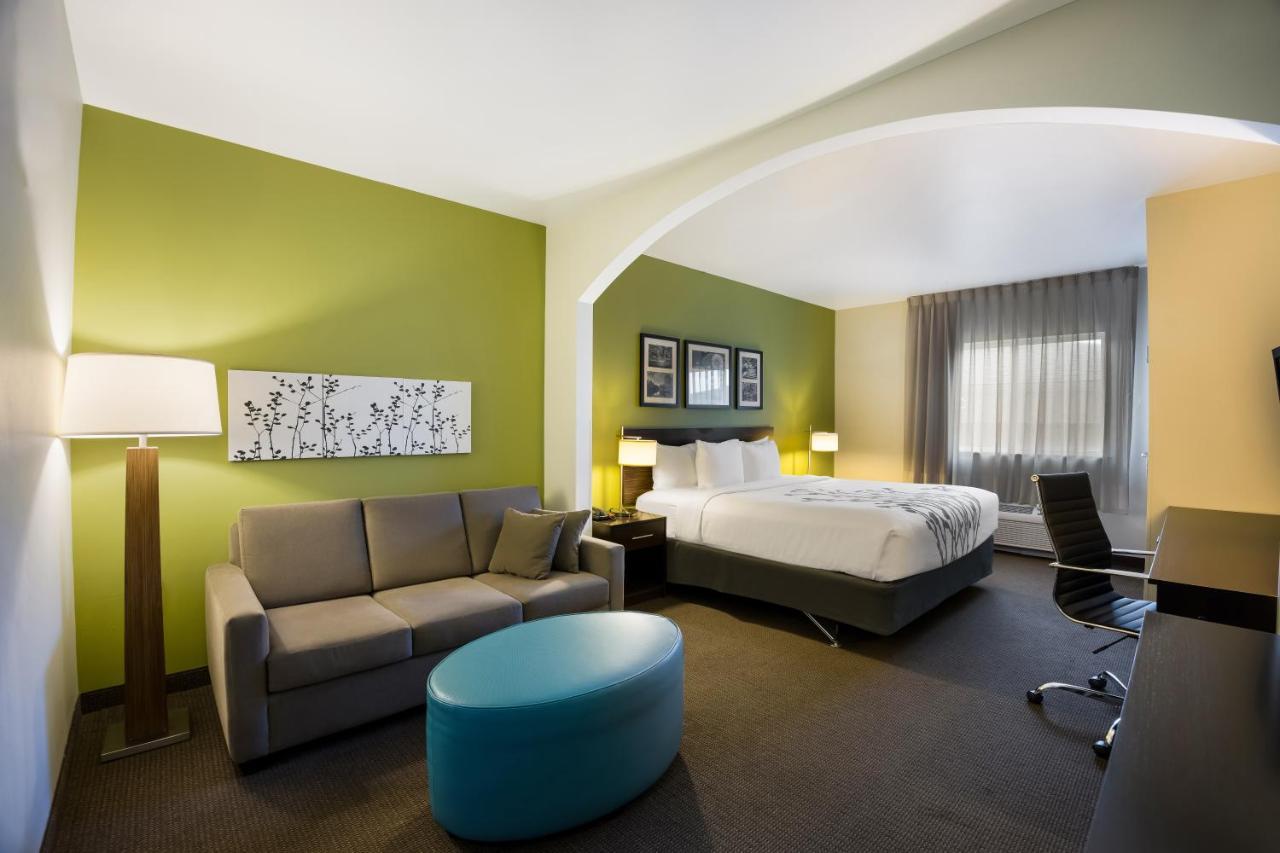 Sleep Inn & Suites Колби Экстерьер фото