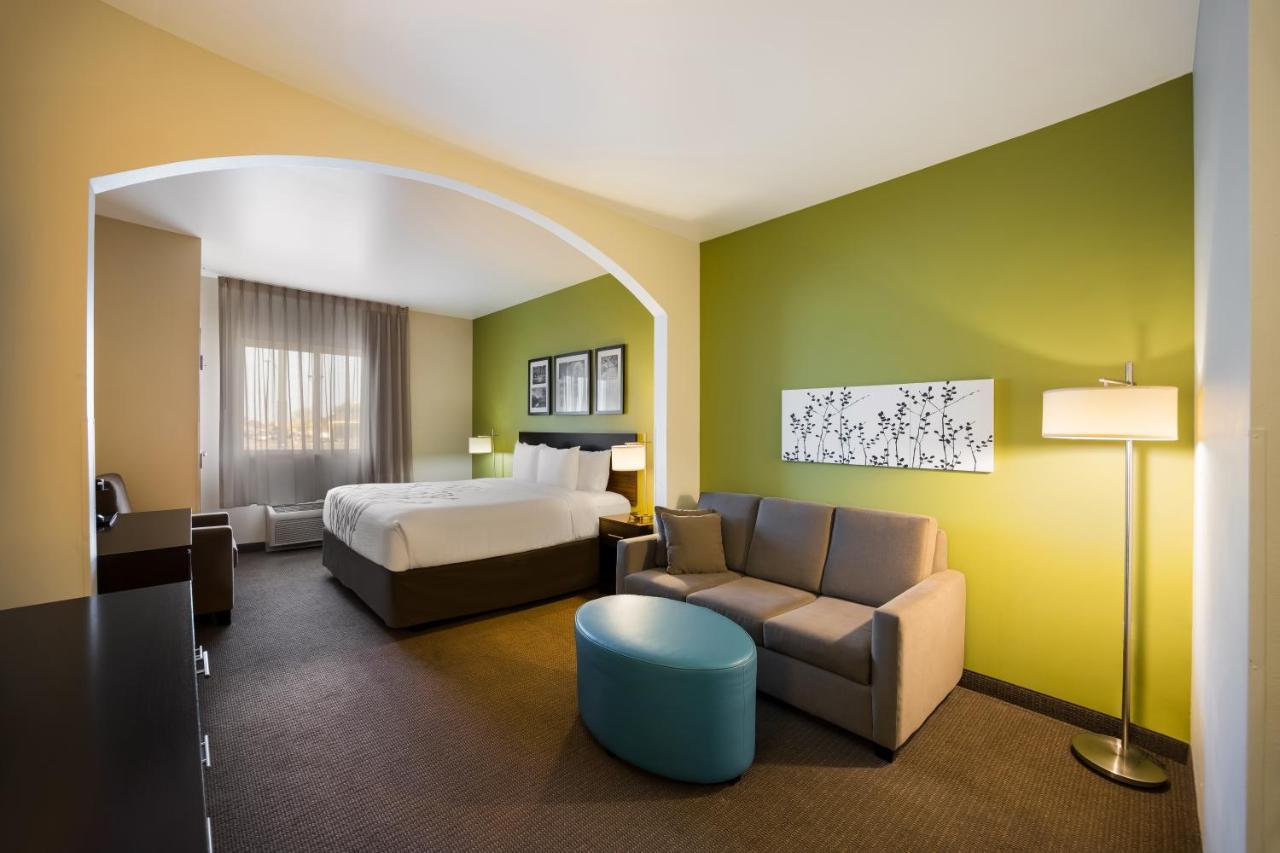 Sleep Inn & Suites Колби Экстерьер фото