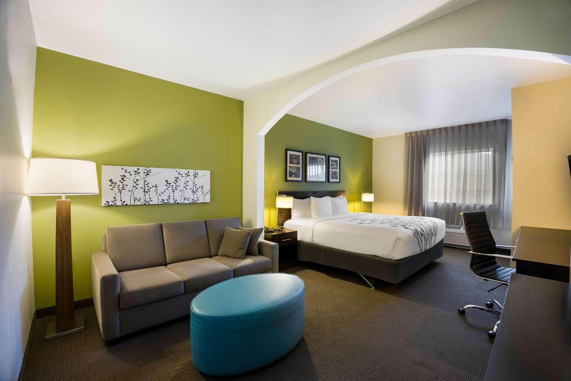 Sleep Inn & Suites Колби Экстерьер фото