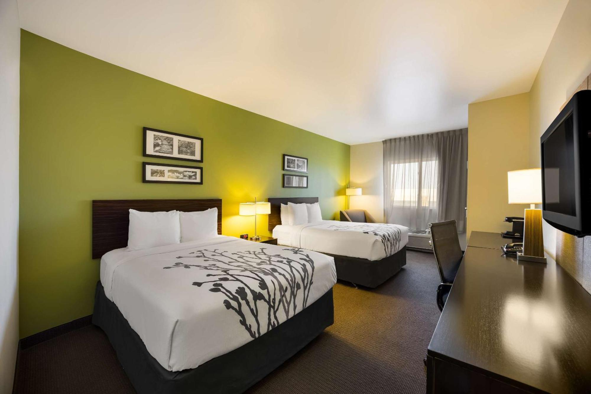 Sleep Inn & Suites Колби Экстерьер фото