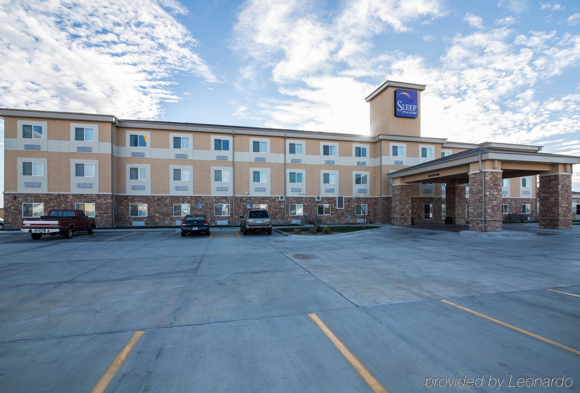 Sleep Inn & Suites Колби Экстерьер фото